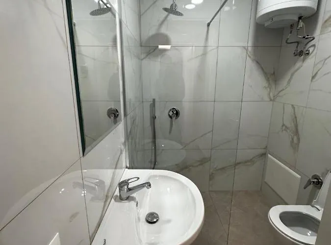 Apartment Ujevara Durres